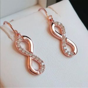 Modern minimalist gold/cz diamond earrings